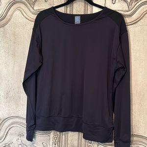 Champion Women's Pull over top - Ebony - Size Large